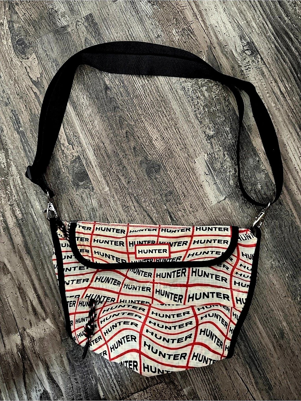 Hunter Crossbody Bag in White & Black Like New